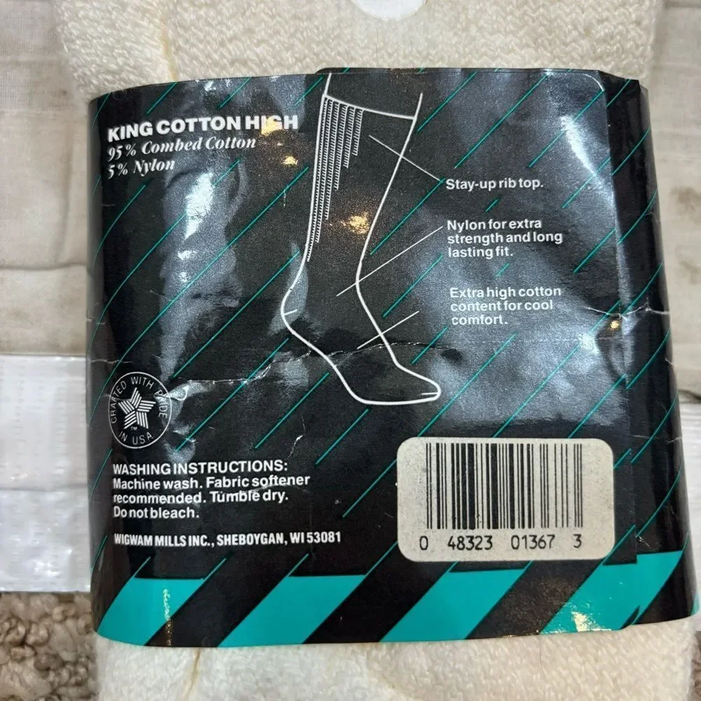Brand new in Package Vintage Wigwam King Cotton High Sport‎ Socks White